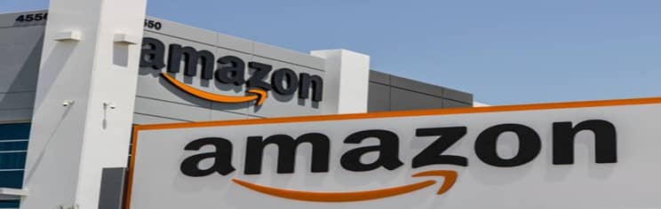 The-Beginners-Guide-To-Profitable-Amazon-Affiliate-Marketing-In-2024-featured-image-200x630w-amazon-logo-sign-on-building-and-billboard-make-xtra-money-online
